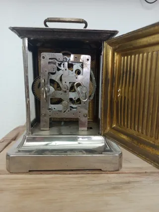Reloj de sobremesa antiguo de marca Stockholm