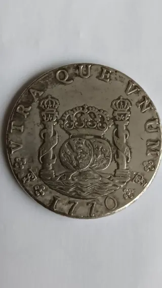 Réplica Moeda 8 Reais Carolus III 1770