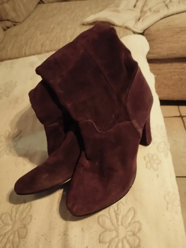 Botas altas moradas calentitas