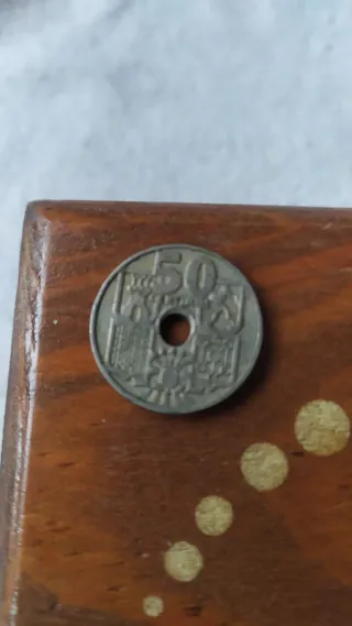 Moneda 50 céntimos 1949 error de acuñación