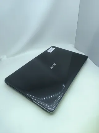 Ordenador portátil Acer e1 531