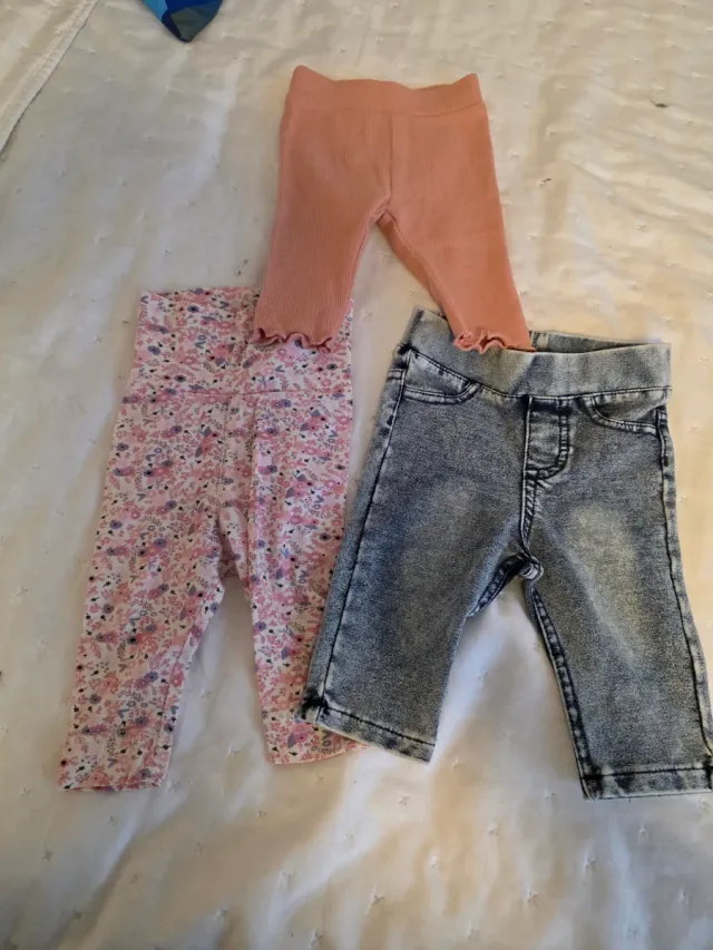 Lote 3 pantalones bebé niña