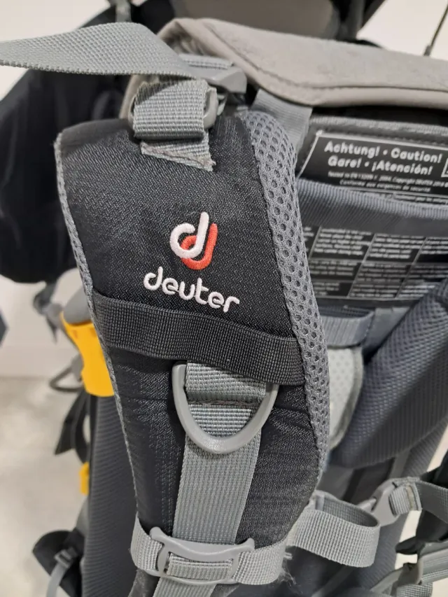 Mochila Portabebés Deuter Montaña