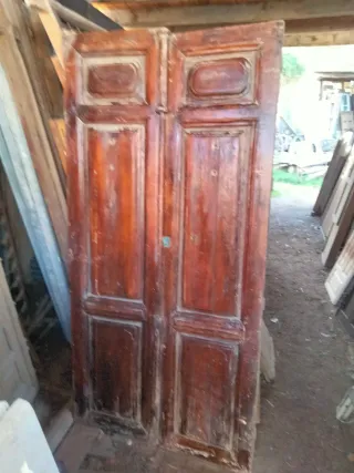 Puerta Exterior Madera Doble hoja