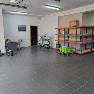 Se vende o alquila bajo