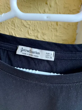 Camiseta Stradivarius negra mujer M