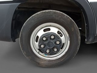 Iveco Daily PAQUETERA - PLATAFORMA 35C 16 H3.0 CHASIS CABINA 118KW DIESEL