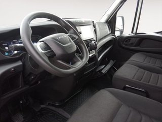 Iveco Daily PAQUETERA - PLATAFORMA 35C 16 H3.0 CHASIS CABINA 118KW DIESEL