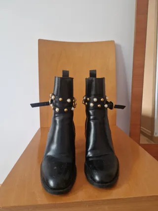 Botines Zara Tachuelas Perlas Talla 38