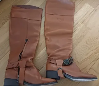 Botas Hakei de cuero marrón