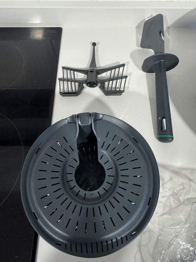 Thermomix TM6 con accesorios sin usar y bolsa