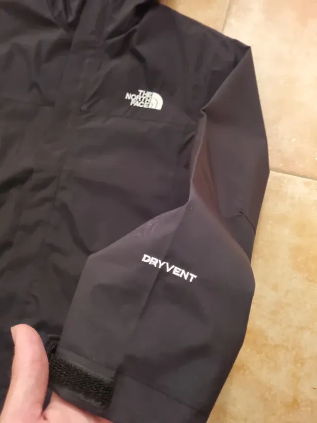 Cortavientos The North Face Negro