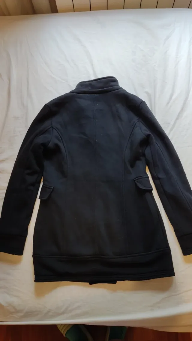 Abrigo negro con forro de pelo