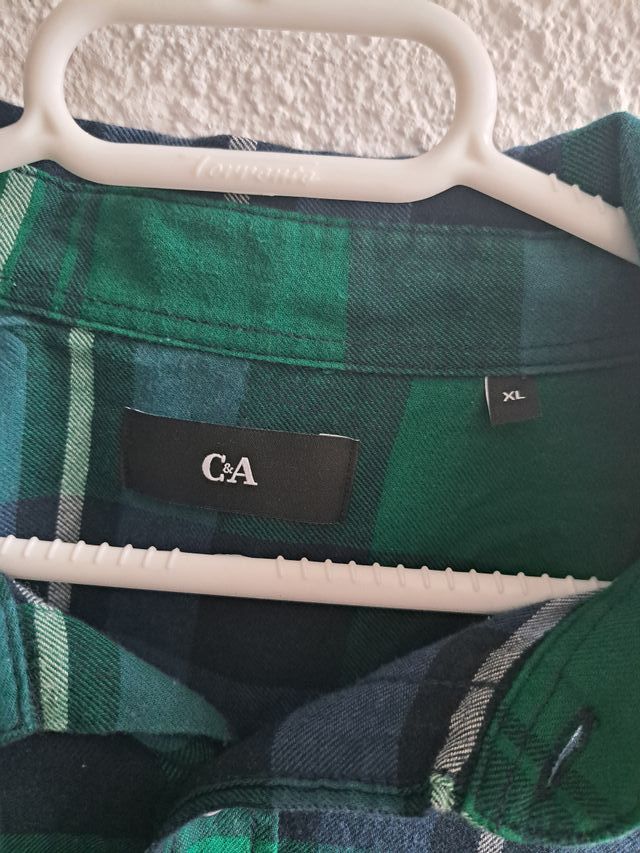 Camisa H&M cuadros verde y azul