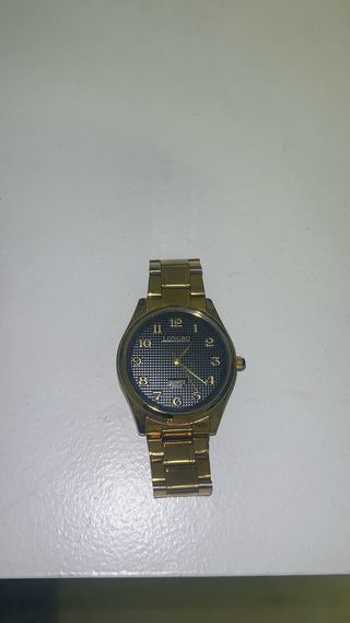 Reloj LONG BO dorado y negro