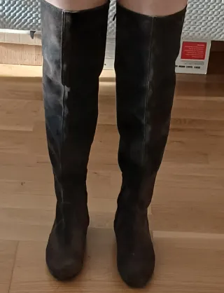 Botas Hakei por encima de la rodilla grises