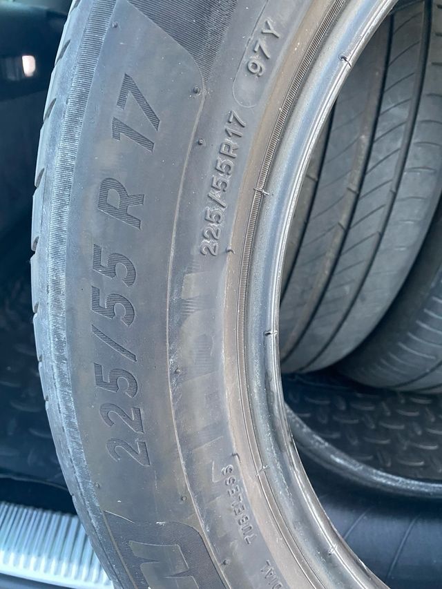 4 Neumáticos 225/55/17 pasan itv