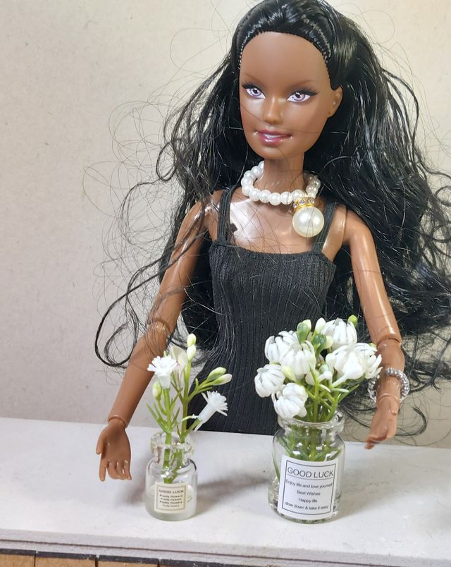 2 plantas miniatura escala 1:6 con agua. barbie