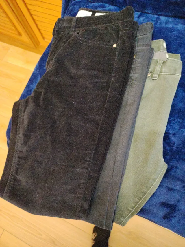 Pantalones verdes talla 36