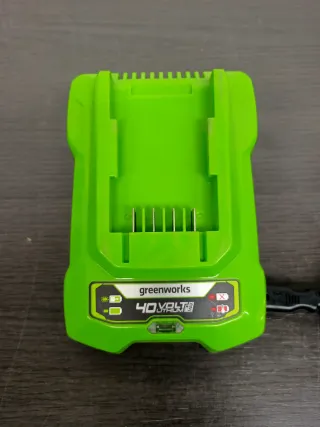 Cargador y Batería Greenworks