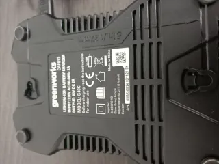 Cargador y Batería Greenworks