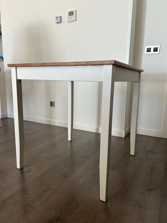 Mesa de comedor cuadrada madera 90x90