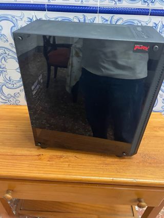 Caja PC Negra