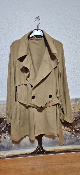 Gabardina beige 3/4 ante