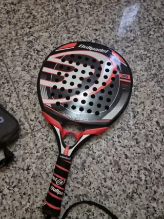 Pala Bullpadel Wing Pro + Funda
