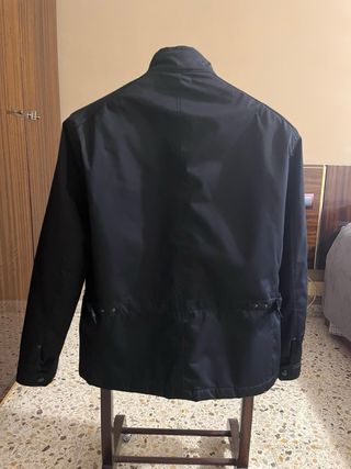 Chaqueta Zara Negra Impermeable