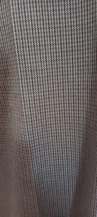 Pantalón pitillo pata gallo Zara gris