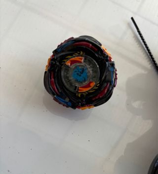 Beyblade Meteo L-Drago con lanciatore