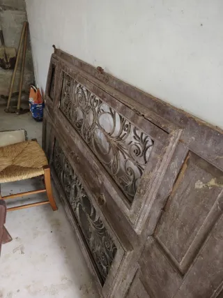 Puerta Antigua de tea con Forja