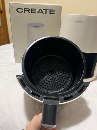 Freidora de aire Create color crema