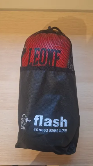 Guantes de boxeo Leone