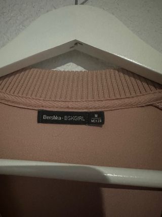 Chaqueta Bomber Rosa Bershka Talla S