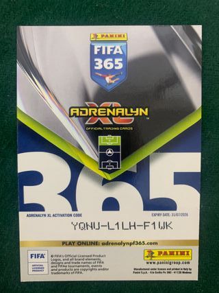 Cromo Messi FIFA 365 Panini FWC8 Adrenalyn