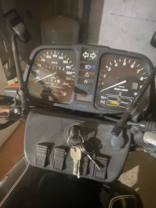 Moto BMW K 75( seguro pagado hasta julio 2026)