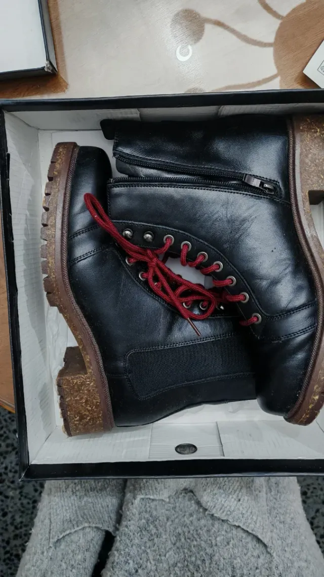 Botines negros mujer con cordones