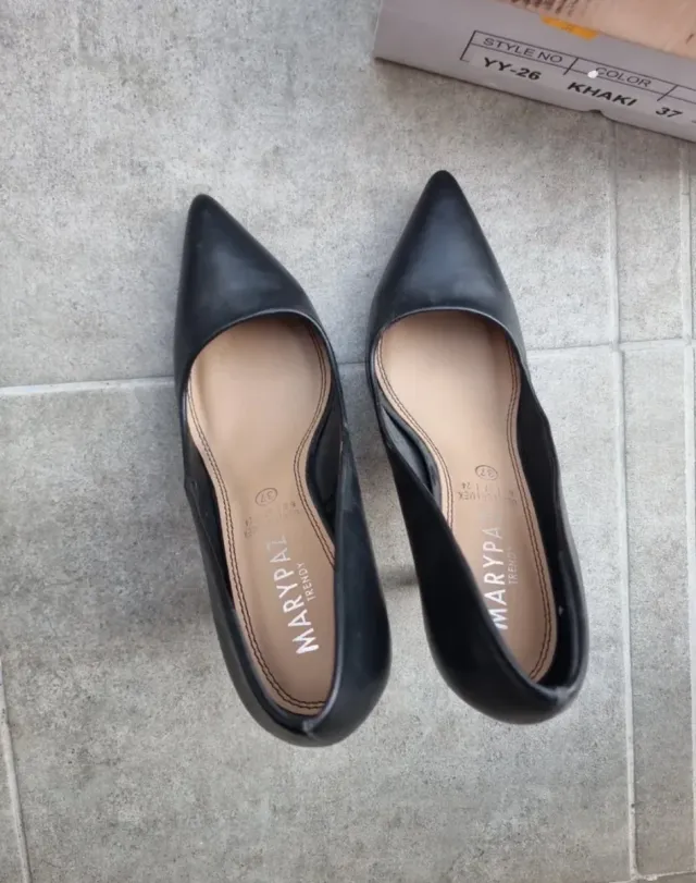 Tacones MARYPAZ Negros Talla 37