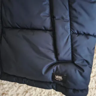 Chaqueta VANS Negra Talla L P.V.P125€