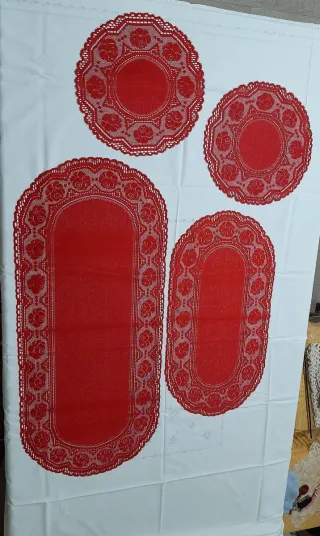 Completo natalizio rosso in tessuto