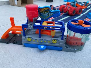 Circuito Hot Wheels Mega Wash juguete