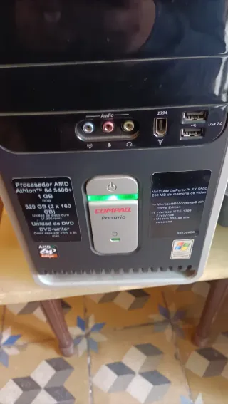 Torre PC sobremesa negra y gris