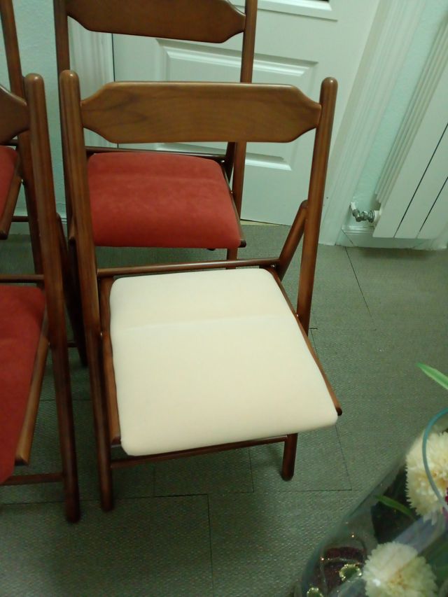 Juego de 4 Sillas Plegables Madera y Tela