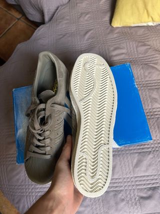 Zapatillas Adidas Superstar Gris Talla 42