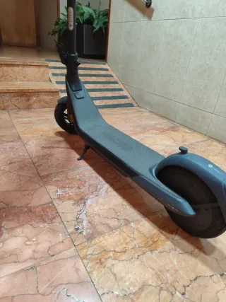 Ninebot E2 PRO Patinete Eléctrico