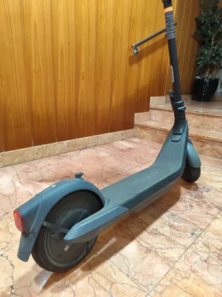 Ninebot E2 PRO Patinete Eléctrico