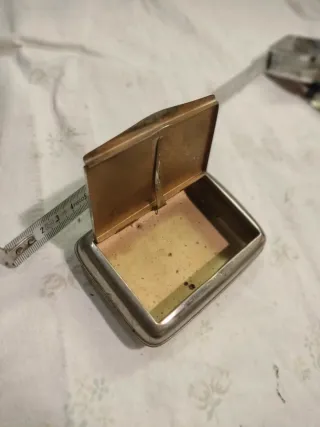 Portatabacco e cartine vintage decorato