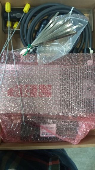 Kit Panel Solar Flexible + Microinversor 600W